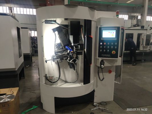 Appareil de découpe de lame de scie à angle de vis à fonction CNC