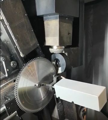 Équipement d'affûtage de lames de scie circulaire automatique complet