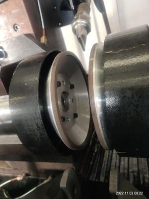 Machine de broyage à lame de scie circulaire CNC à froid de précision